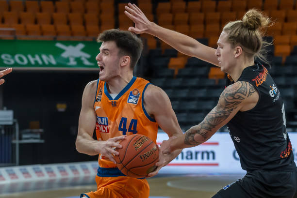 次神勇扑救 次神勇扑救