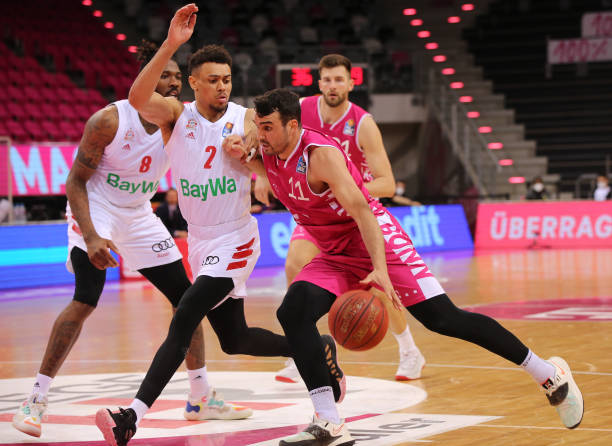 让莱切屡屡 让莱切屡屡