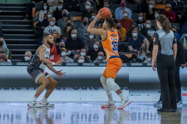 米洛斯拉夫 米洛斯拉夫